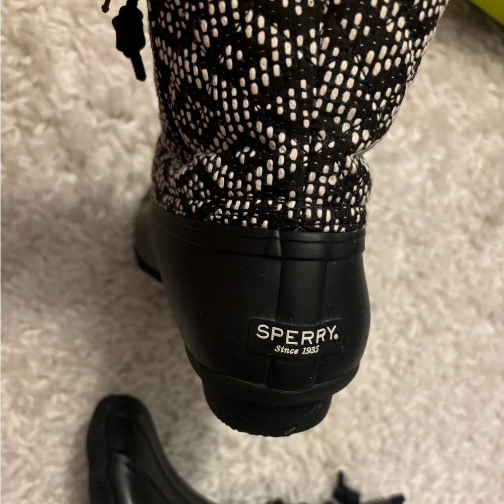 Sperry Duck Boot, Size 8.5 - image 3